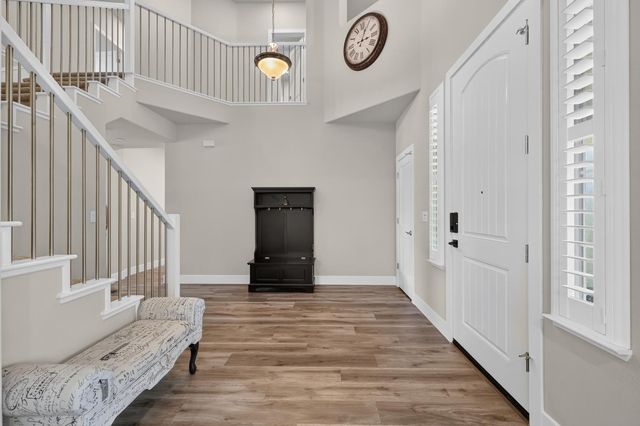 2749 Lincoln Airpark Dr, Lincoln, CA 95648