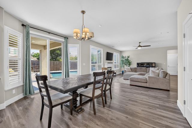 2749 Lincoln Airpark Dr, Lincoln, CA 95648