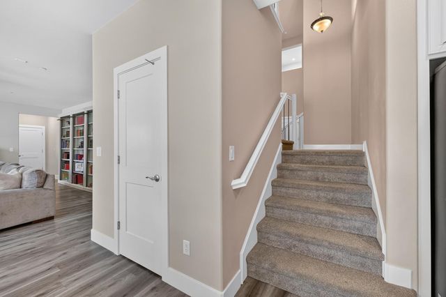 2749 Lincoln Airpark Dr, Lincoln, CA 95648