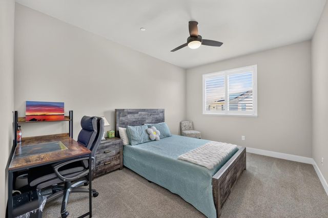 2749 Lincoln Airpark Dr, Lincoln, CA 95648