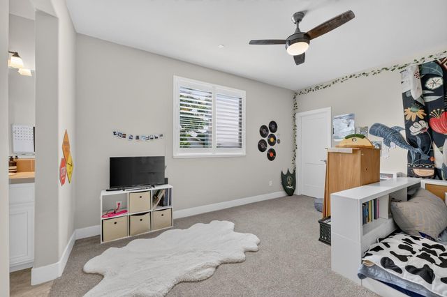 2749 Lincoln Airpark Dr, Lincoln, CA 95648