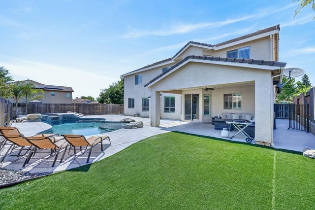 2749 Lincoln Airpark Dr, Lincoln, CA 95648