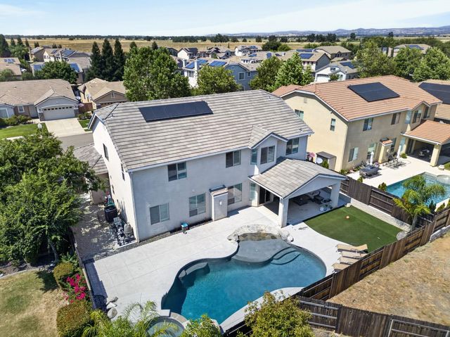 2749 Lincoln Airpark Dr, Lincoln, CA 95648