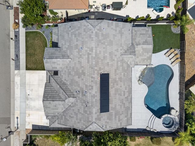 2749 Lincoln Airpark Dr, Lincoln, CA 95648