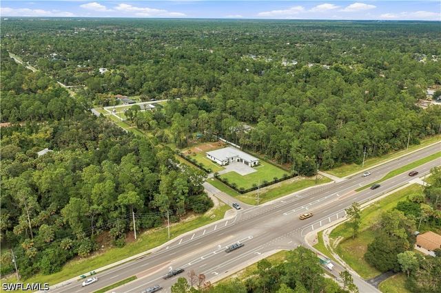 98 10th ST NE, Naples, FL 34120