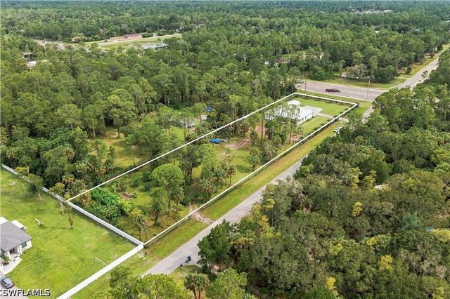 98 10th ST NE, Naples, FL 34120