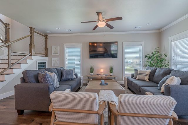 11642 Sea Butterfly, Galveston, TX 77554