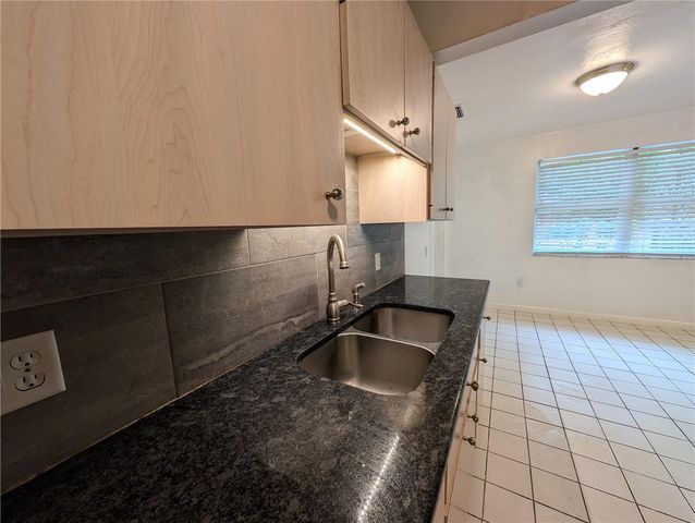 4031 IOLA DRIVE, Sarasota, FL 34231