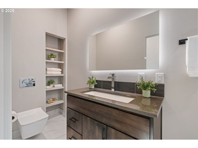 30108 Ne SPUD MT Rd, Camas, WA 98607