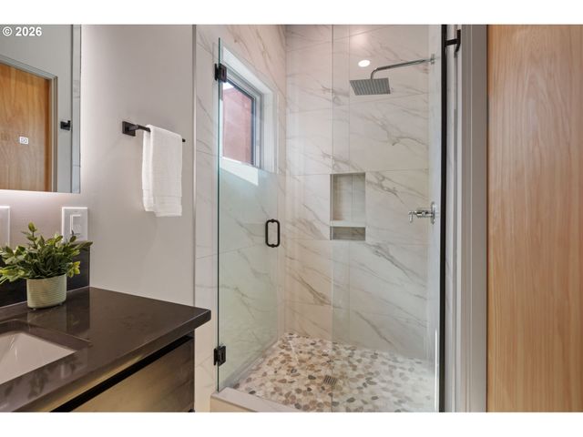 30108 Ne SPUD MT Rd, Camas, WA 98607