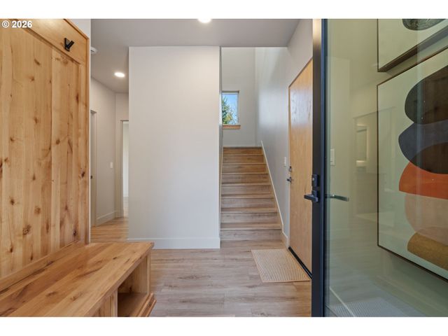 30108 Ne SPUD MT Rd, Camas, WA 98607