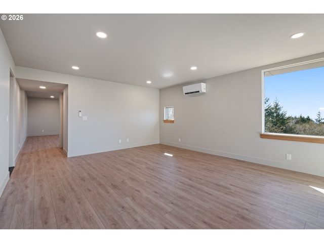 30108 Ne SPUD MT Rd, Camas, WA 98607