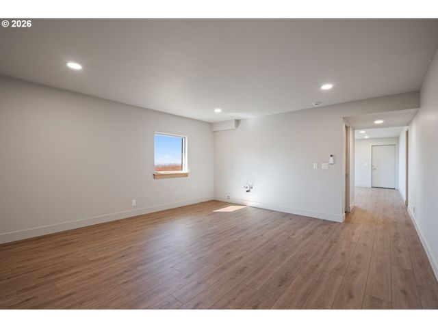 30108 Ne SPUD MT Rd, Camas, WA 98607