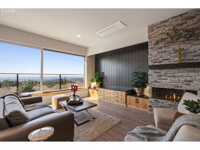 30108 Ne SPUD MT Rd, Camas, WA 98607