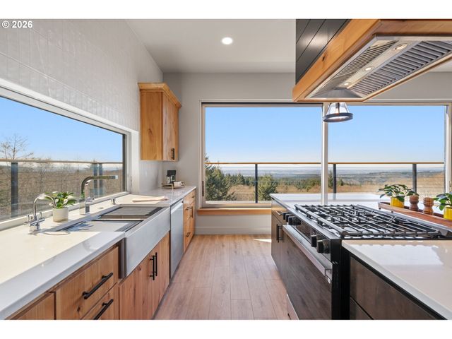 30108 Ne SPUD MT Rd, Camas, WA 98607