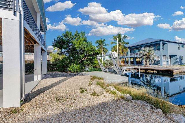 22737 Blackbeard Lane, Cudjoe Key, FL 33042