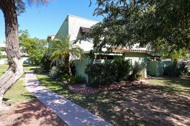 10209 N 8th Place A, Phoenix, AZ 85020