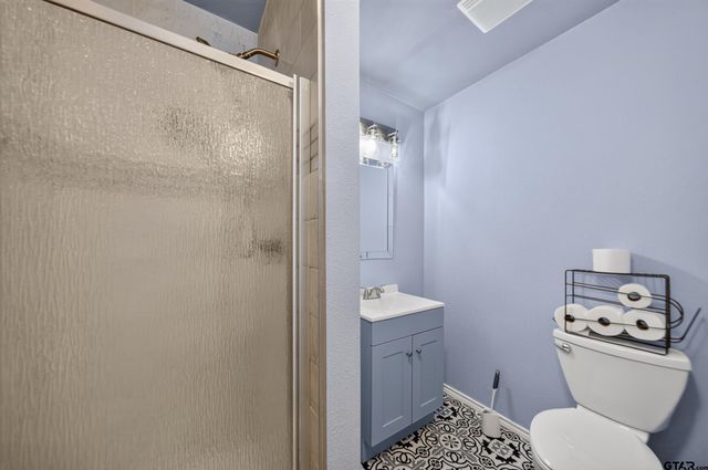 106 Susie Street, Chandler, TX 75758