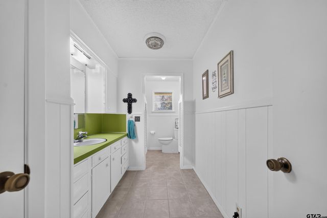 106 Susie Street, Chandler, TX 75758