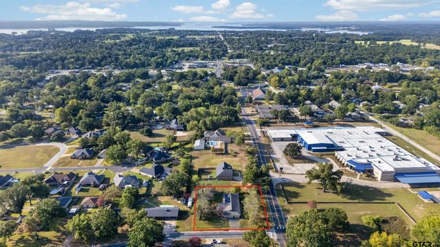 106 Susie Street, Chandler, TX 75758