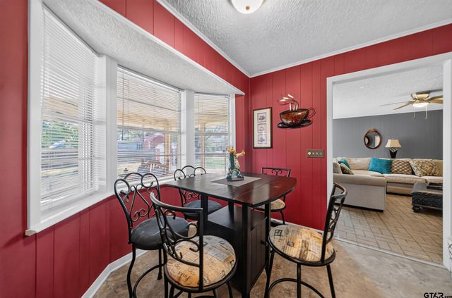 106 Susie Street, Chandler, TX 75758