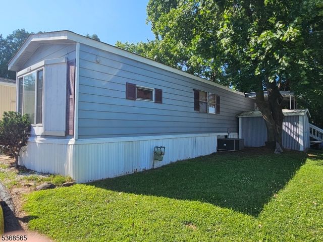 408 Kenbury Road, Branchburg Twp., NJ 08876