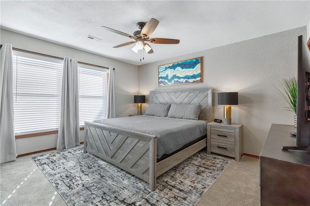 6 Connie Lane, Bella Vista, AR 72715