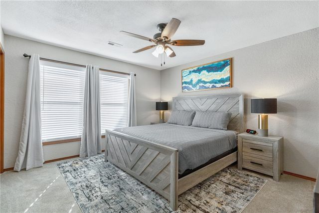 6 Connie Lane, Bella Vista, AR 72715