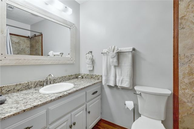 6 Connie Lane, Bella Vista, AR 72715