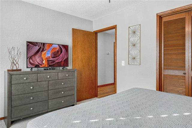 6 Connie Lane, Bella Vista, AR 72715