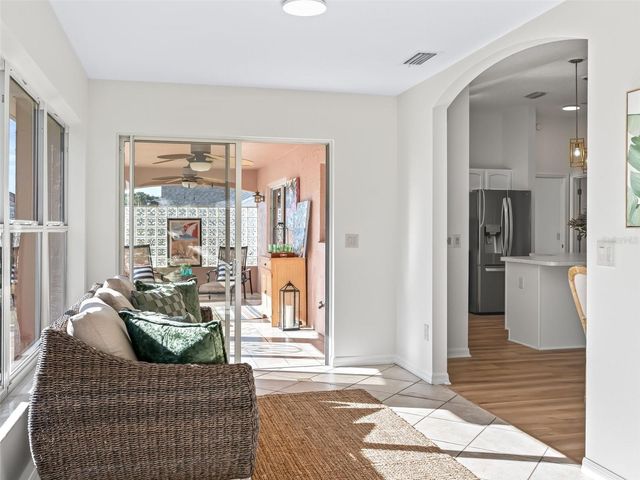 1564 OAK FOREST DRIVE, The Villages, FL 32162