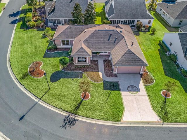 1564 OAK FOREST DRIVE, The Villages, FL 32162