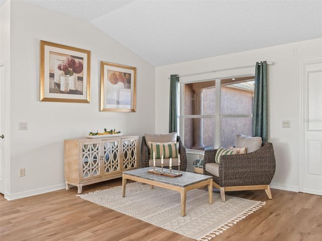 1564 OAK FOREST DRIVE, The Villages, FL 32162