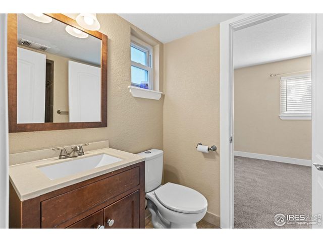 1170 Racine St, Aurora, CO 80011