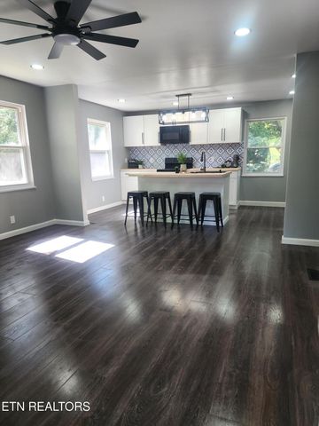 1305 Topside View Drive, Maryville, TN 37803