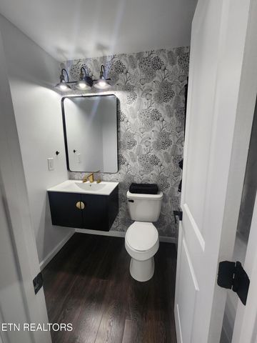 1305 Topside View Drive, Maryville, TN 37803