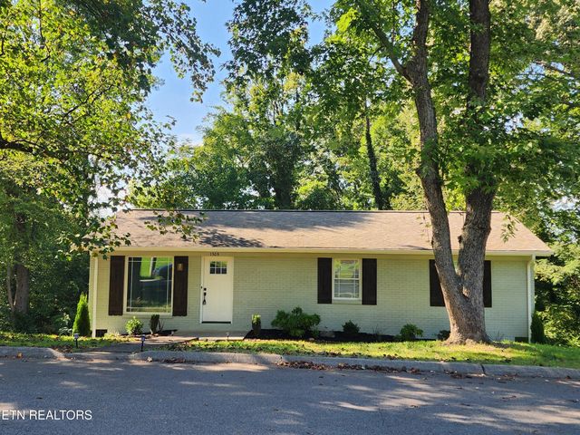 1305 Topside View Drive, Maryville, TN 37803