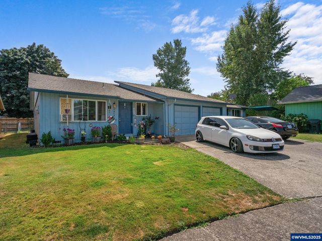 4862-4864 Cougar Ct SE, Salem, OR 97317