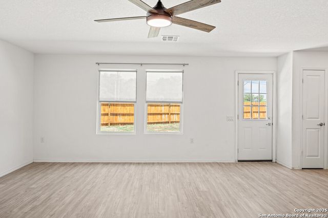 7347 Rosada Way, San Antonio, TX 78218