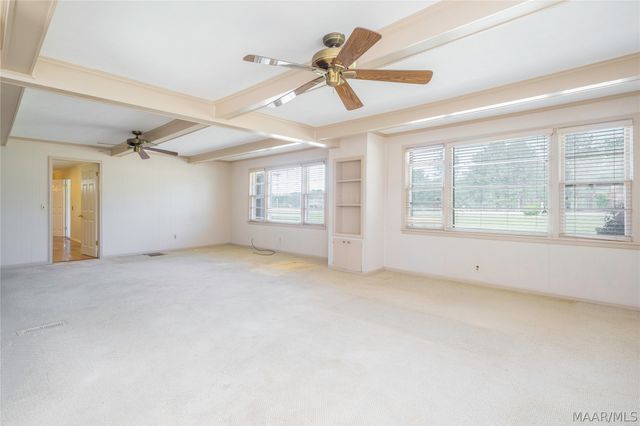 2283 US Highway 31 . N, Deatsville, AL 36022