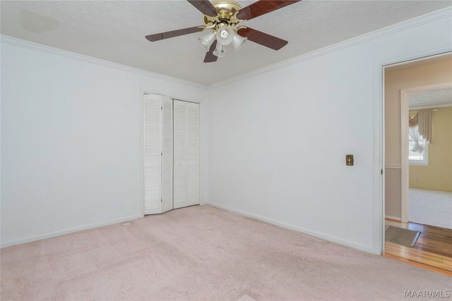 2283 US Highway 31 . N, Deatsville, AL 36022