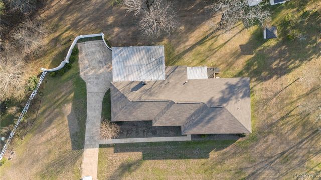 2283 US Highway 31 . N, Deatsville, AL 36022