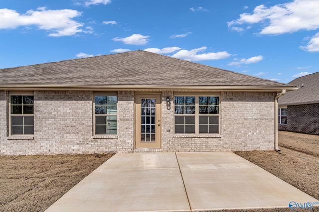 15438 Springbrook Trace, Athens, AL 35611