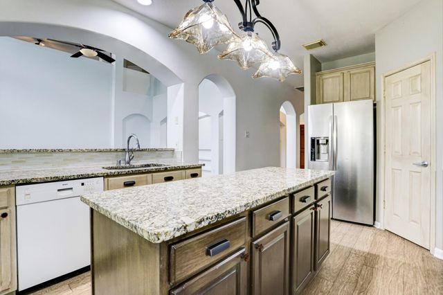 10410 Five Oaks Court, Missouri City, TX 77459