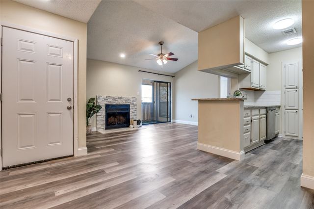 1310 Harwell Drive 4721, Arlington, TX 76011