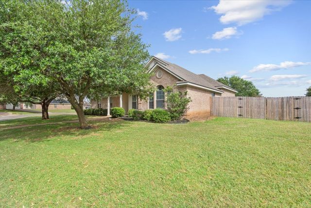 10136 Aragon Drive, Waco, TX 76708