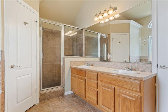10136 Aragon Drive, Waco, TX 76708