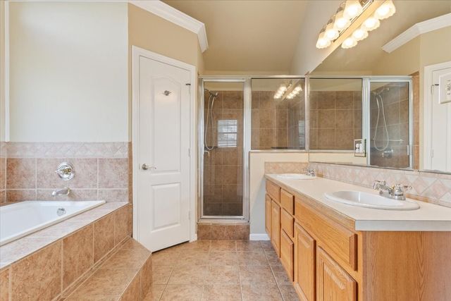 10136 Aragon Drive, Waco, TX 76708