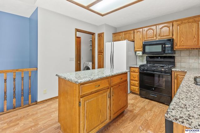 16576 Adams Street, Omaha, NE 68135