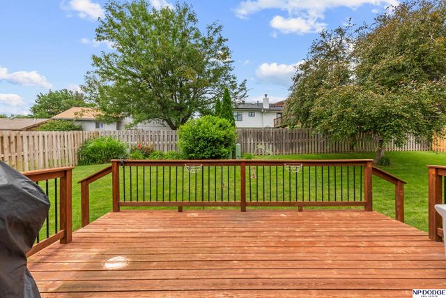 16576 Adams Street, Omaha, NE 68135